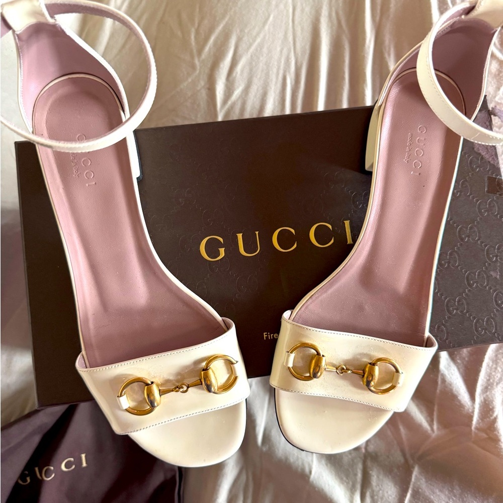 Gucci sandal off white size 37